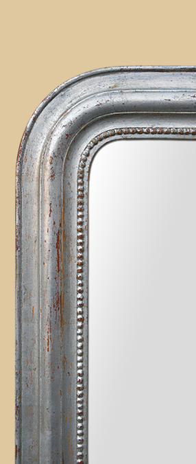 Cadre miroir argent patiné décor de perles style louis philippe