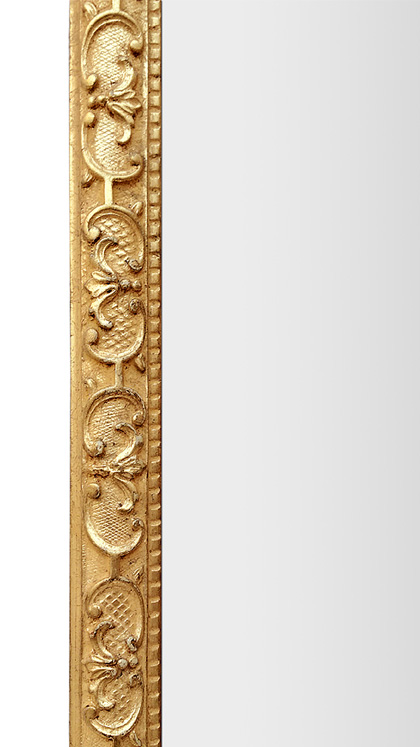 detail cadre bois dore miroir ancien style louis xiv decor berain