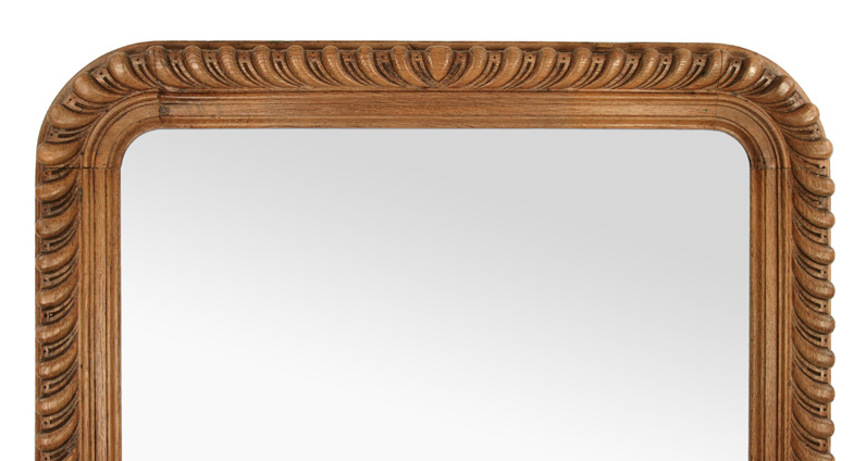 Grand cadre miroir ancien en bois de chêne sculpté à décor de godrons stylisés