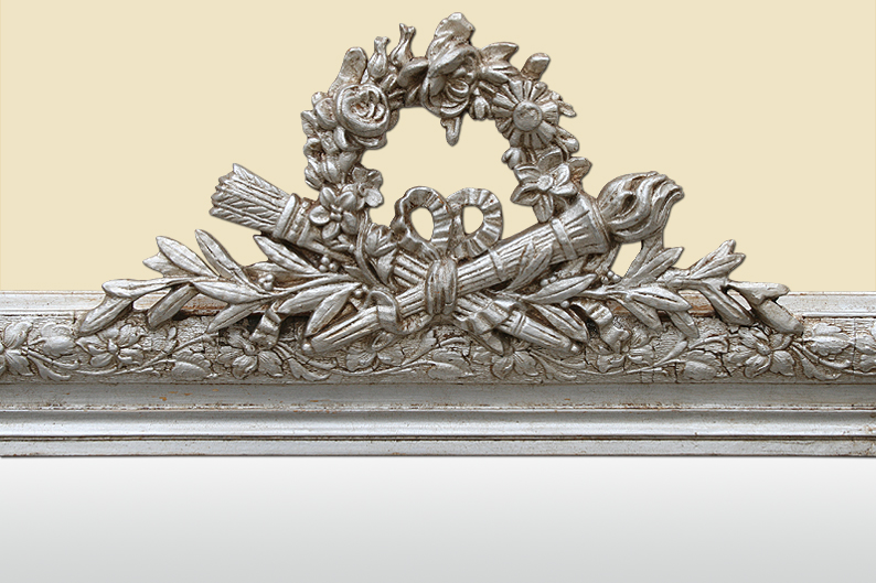 Miroir ancien cheminée, fronton décor carquois, torche et flèches