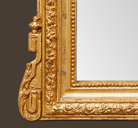Encadrement miroir cheminée style Napoléon III, bois doré patiné