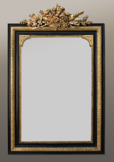 Miroir-ancien-napoleon-3-avec-fronton