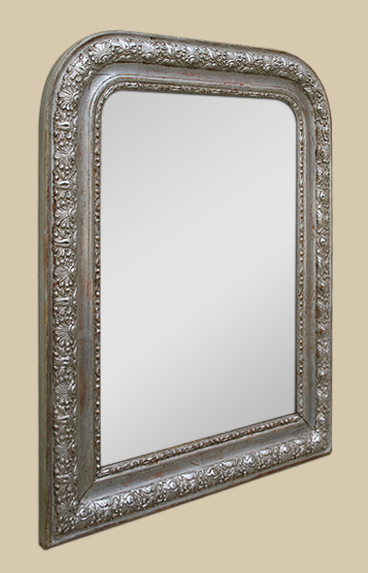 Petit miroir ancien argenté patiné à la feuille, décor palmettes